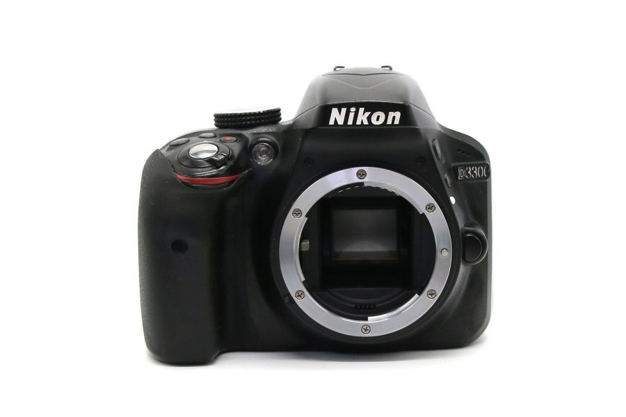 Nikon D3300 body (пробег 40650 кадров)