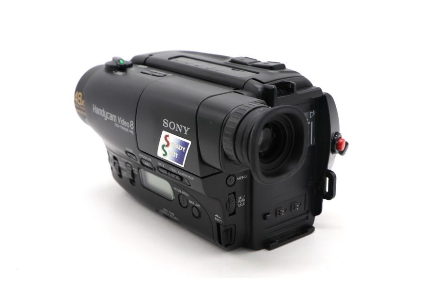 Видеокамера Sony CCD-TR580E