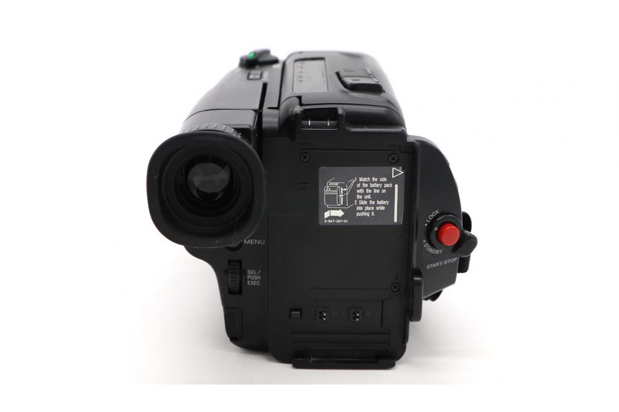 Видеокамера Sony CCD-TR580E