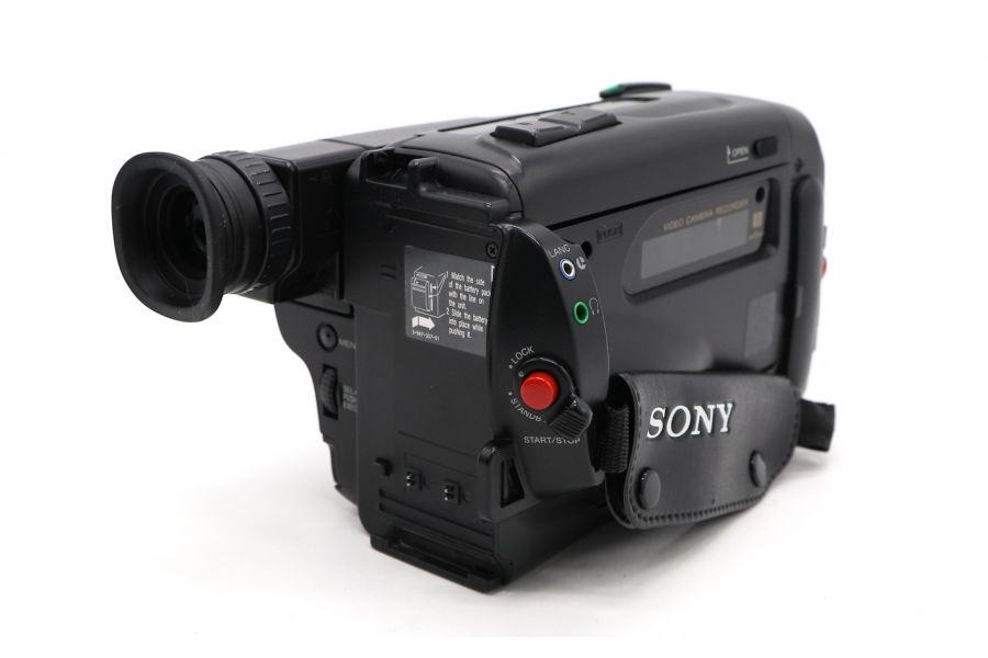 Видеокамера Sony CCD-TR580E