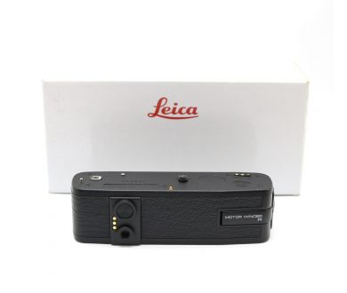 Батарейная Ручка Leica Motor-Winder R в упаковке
