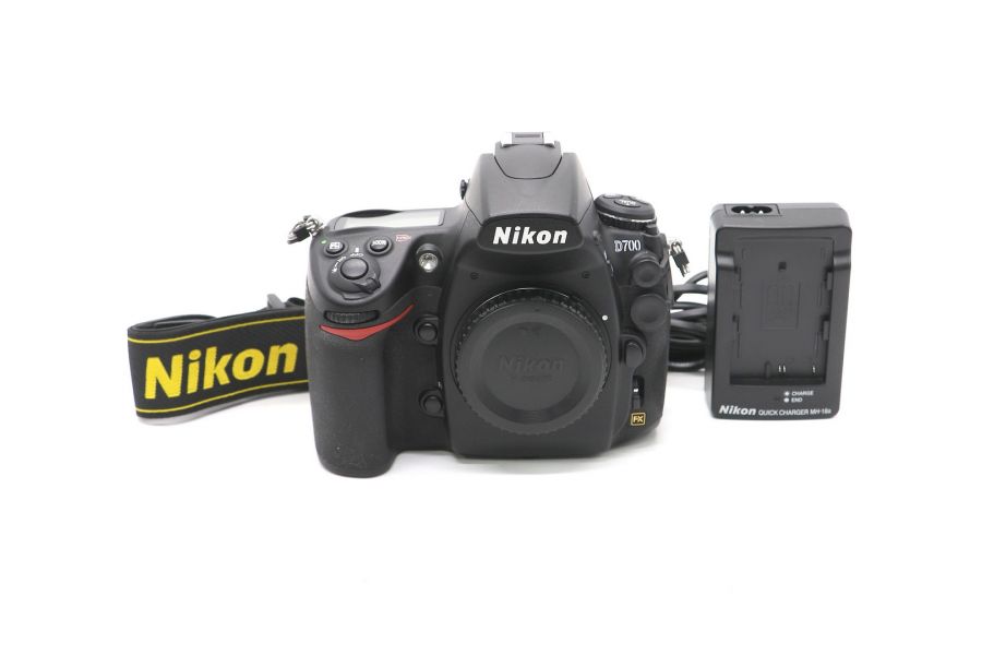 Nikon D700 body (пробег 3625 кадров)