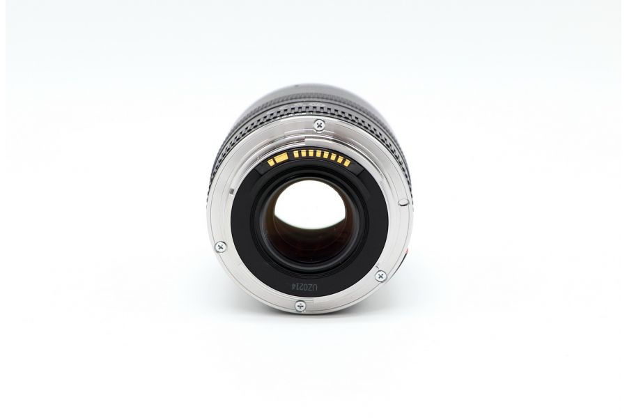 Canon EF 50mm f/2.5 Compact Macro в упаковке