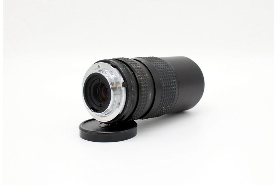 Focal MC auto zoom 4,5/80-200mm (Japan, 1980)