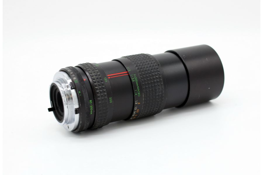 Focal MC auto zoom 4,5/80-200mm (Japan, 1980)