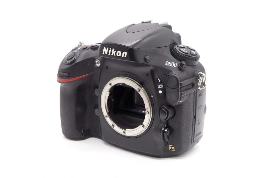 Nikon D800 body в упаковке (пробег 1320 кадров)