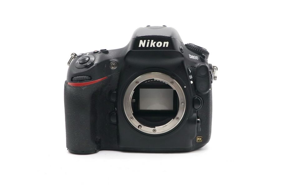 Nikon D800 body в упаковке (пробег 1320 кадров)