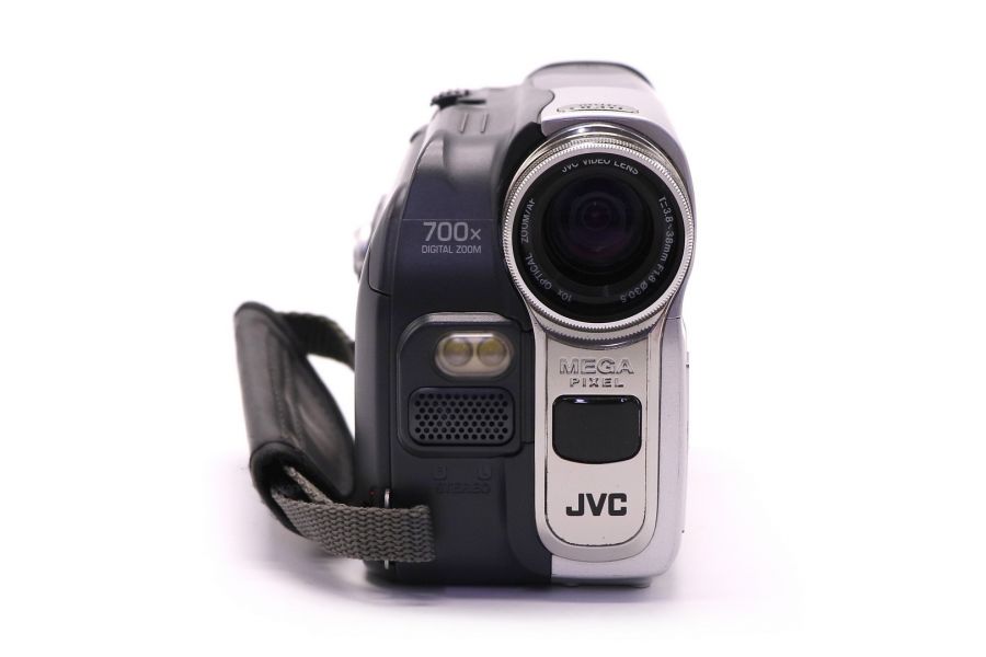 Видеокамера JVC GR-D93E
