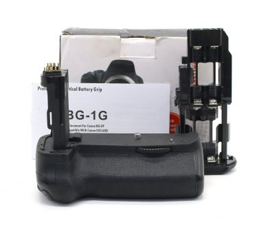 Купить Батарейная ручка Canon BP-60D в упаковке Батарейная ручка Canon BP-60D в упаковке