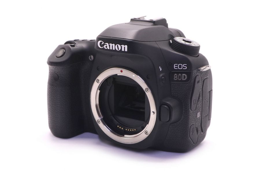 Canon EOS 80D body (пробег 2710 кадров)