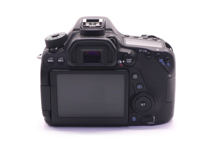 Canon EOS 80D body (пробег 2710 кадров)