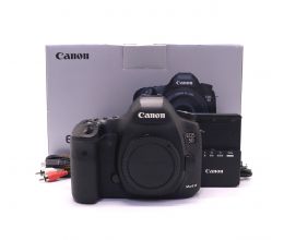 Canon EOS 5D Mark III body в упаковке (пробег 467525 кадров)