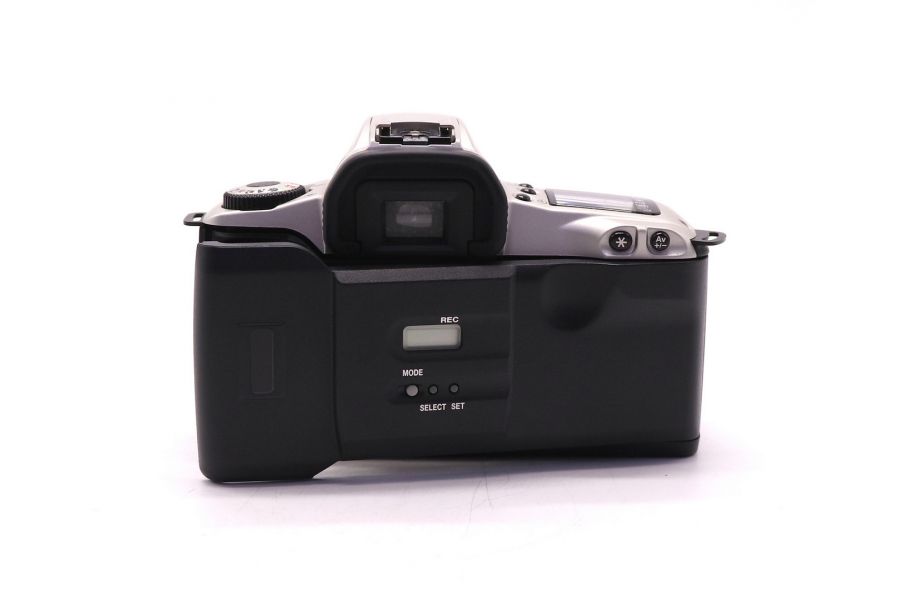 Малоформатная зеркальная камера Canon EOS 300 body 