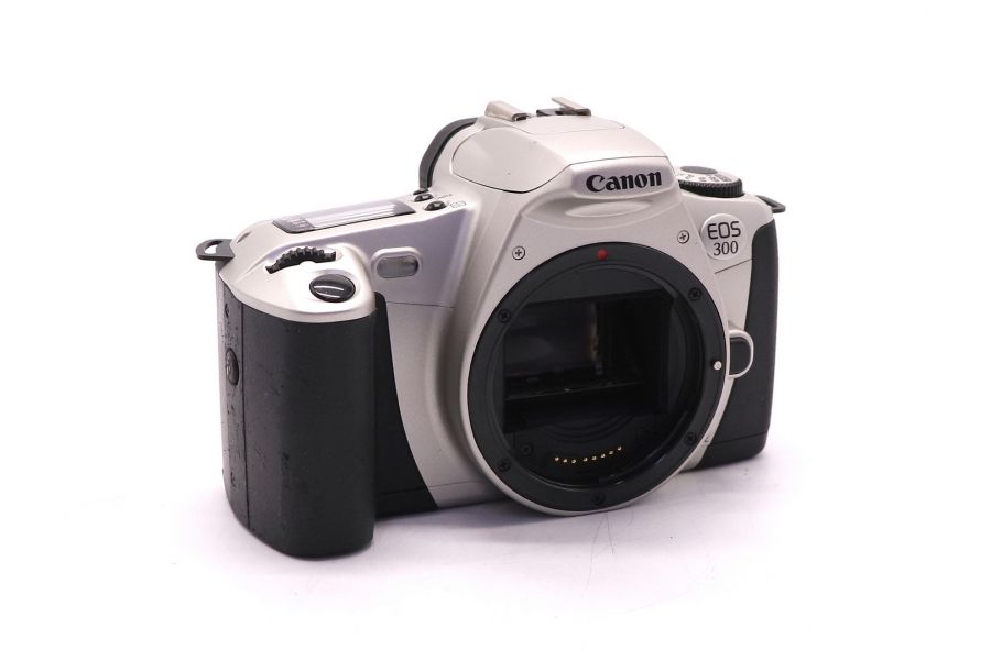 Малоформатная зеркальная камера Canon EOS 300 body 