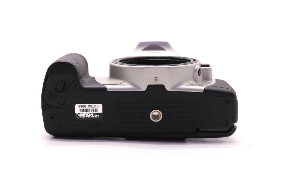 Малоформатная зеркальная камера Canon EOS 300 body 