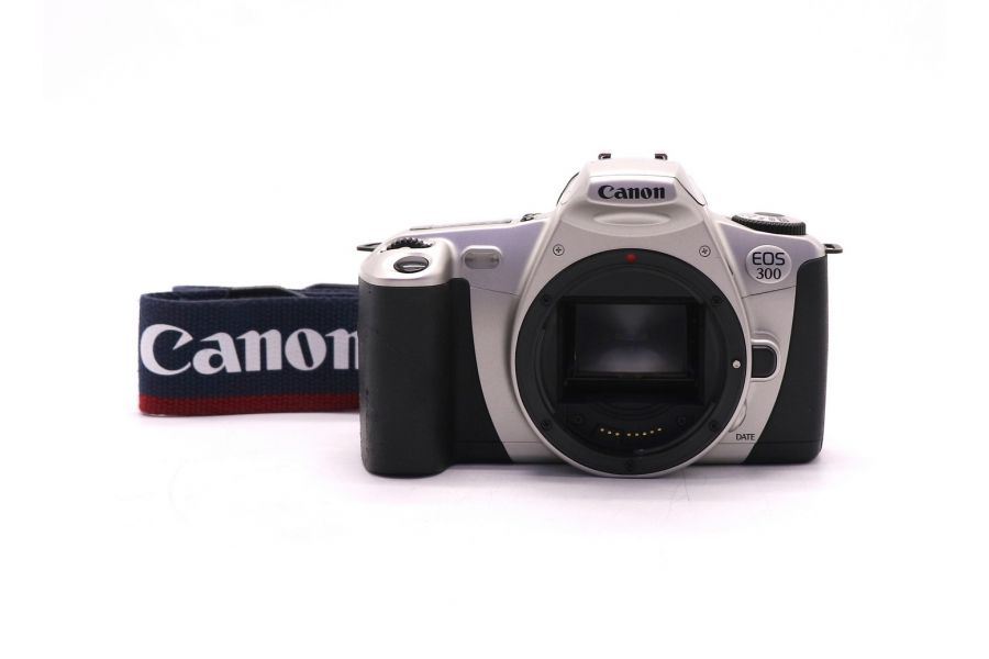 Малоформатная зеркальная камера Canon EOS 300 body 