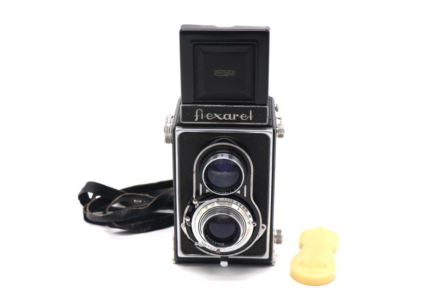 Flexaret IIIs (Czechoslovakia, 1952)