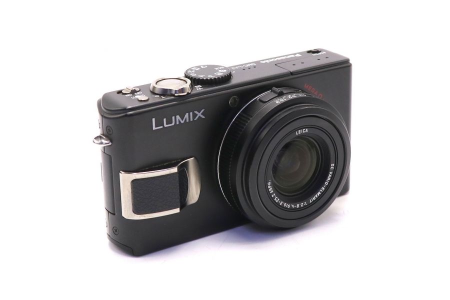 Panasonic Lumix DMC-LX2 в упаковке