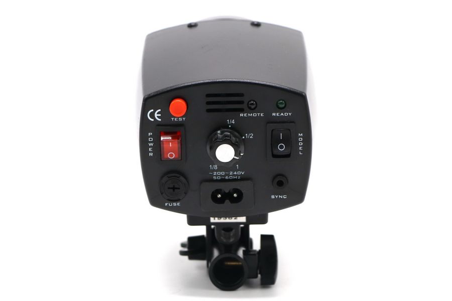 Студийная вспышка Falcon Eyes SS-110B