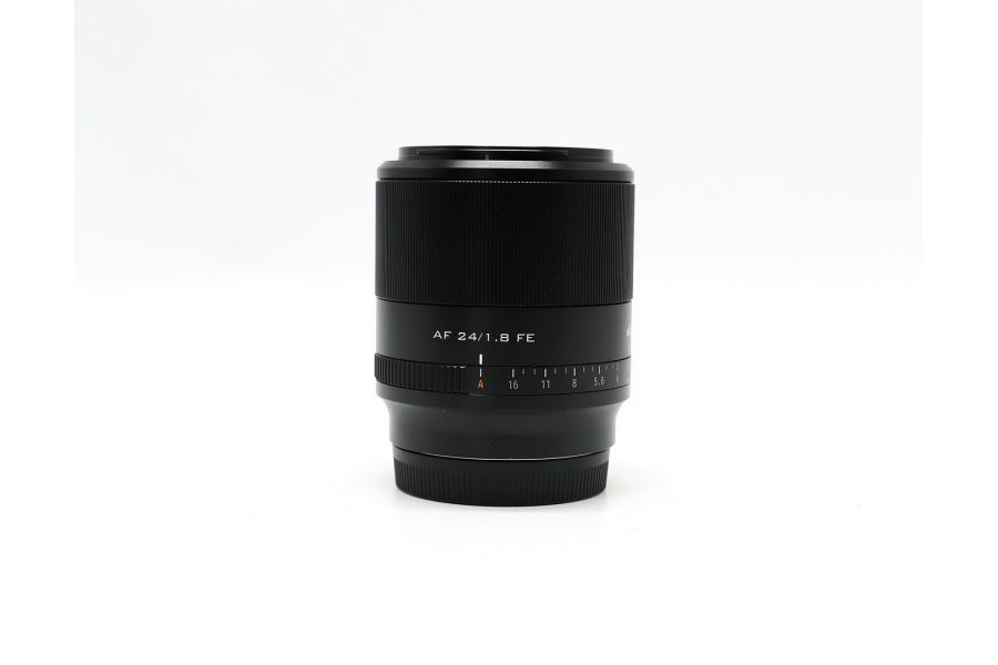 Viltrox AF 24mm f/1.8 FE (Sony E-Mount) в упаковке