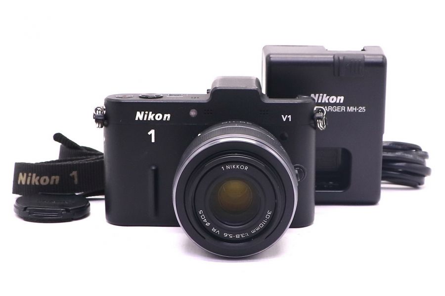 Nikon 1 V1 kit (пробег 51100 кадров)