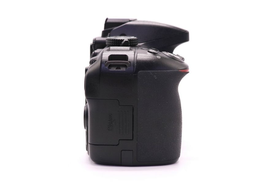 Nikon D5300 body (пробег 30995 кадров)