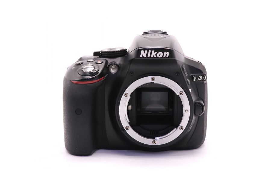 Nikon D5300 body (пробег 30995 кадров)