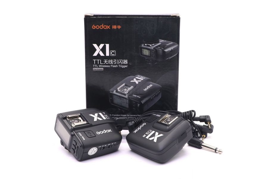 Трансмиттер Godox X1T-C for Canon в упаковке