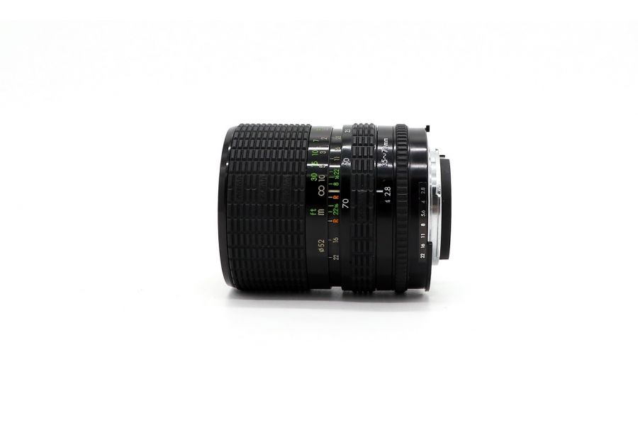 Sigma Standard Zoom 35-70mm/2.8-4 MC