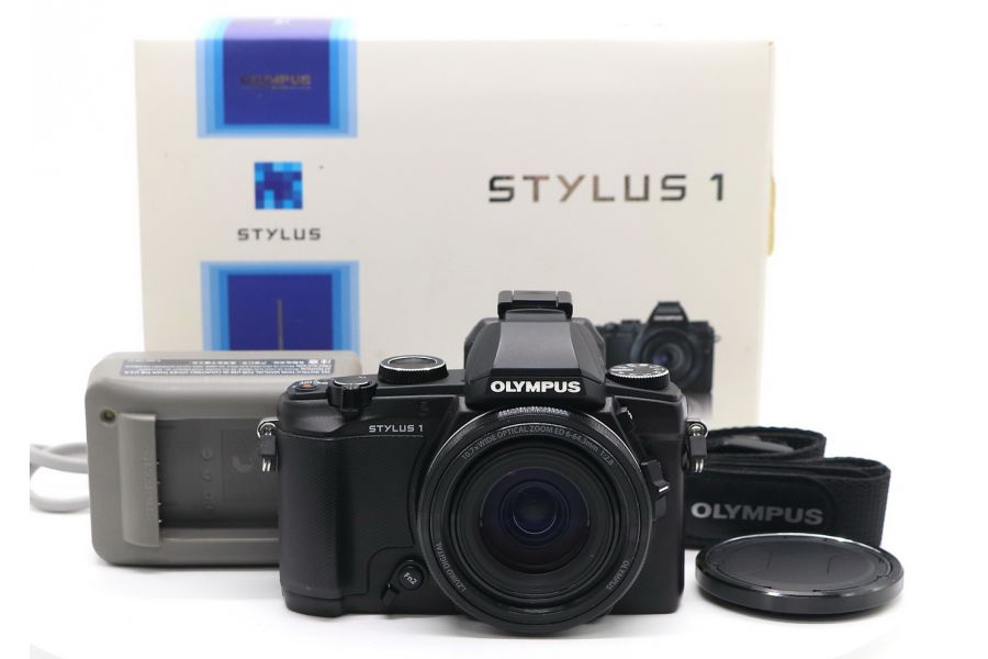 Olympus Stylus 1 в упаковке