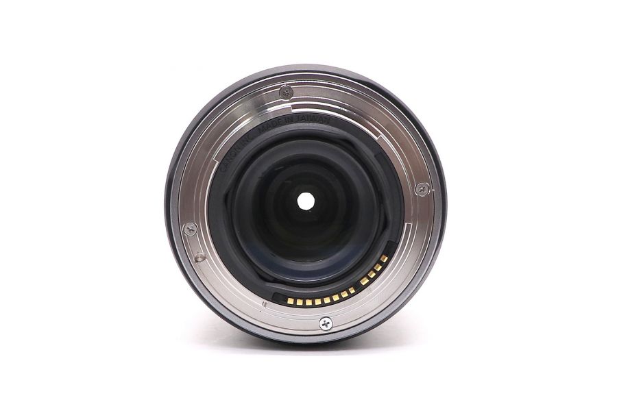 Canon RF 24-105mm f/4-7.1 IS STM в упаковке