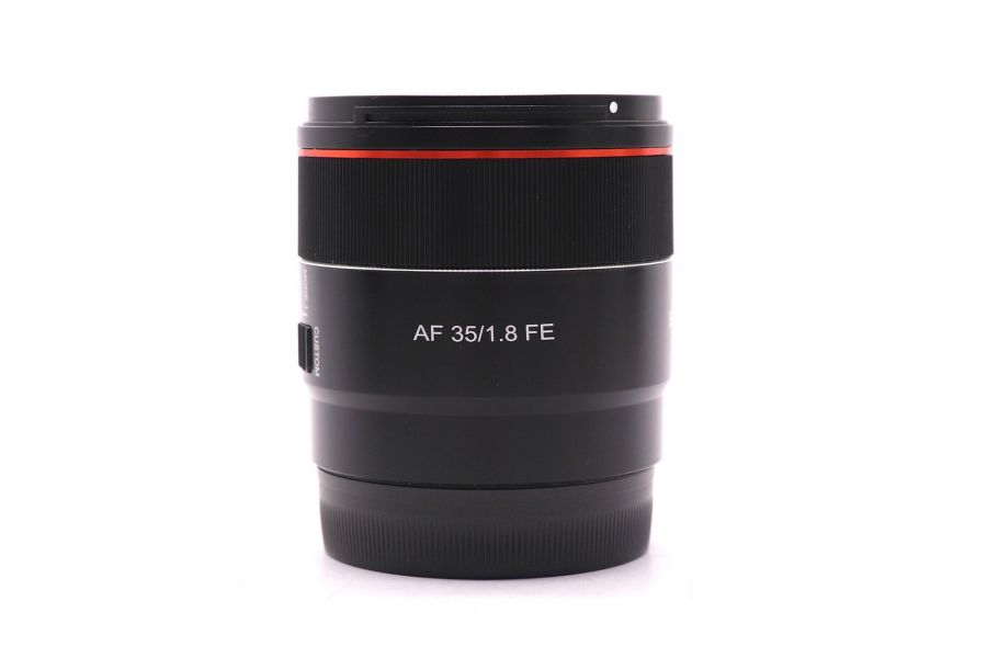 Samyang AF 35mm f/1.8
