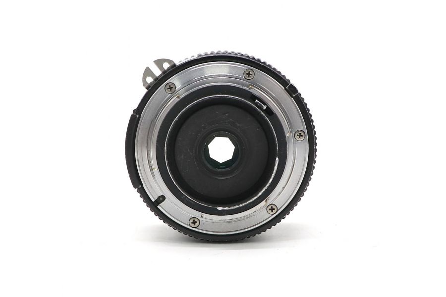 Nikon 20mm f/4 Nikkor