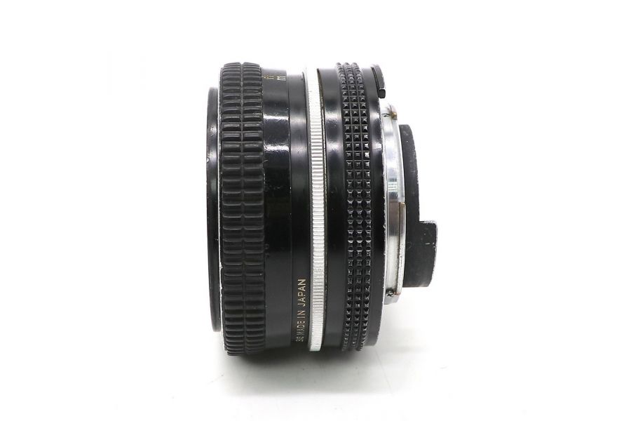 Nikon 20mm f/4 Nikkor