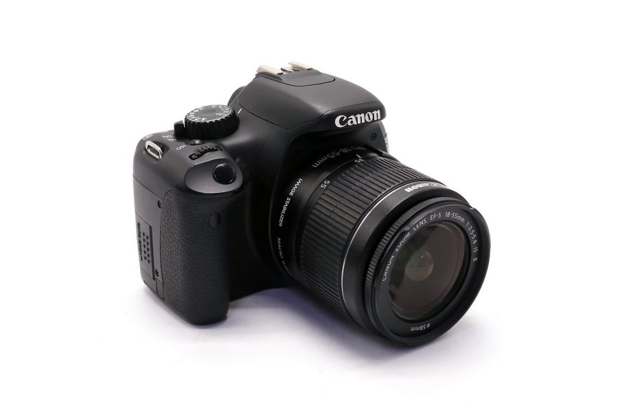 Canon EOS 550D kit (пробег 3515 кадров)