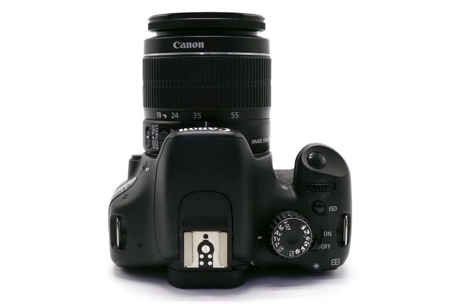 Canon EOS 550D kit (пробег 3515 кадров)