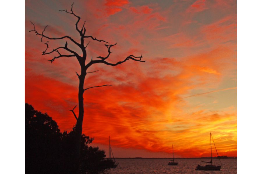 Cosina МС 28-200mm/3,5-5,6 Japan 