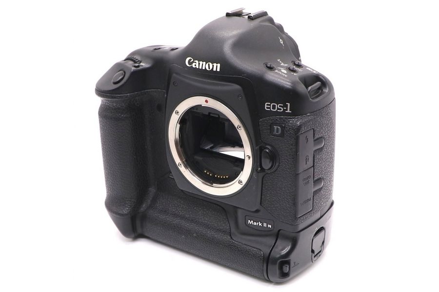 Canon EOS 1D Mark II N body (пробег 58510 кадров)