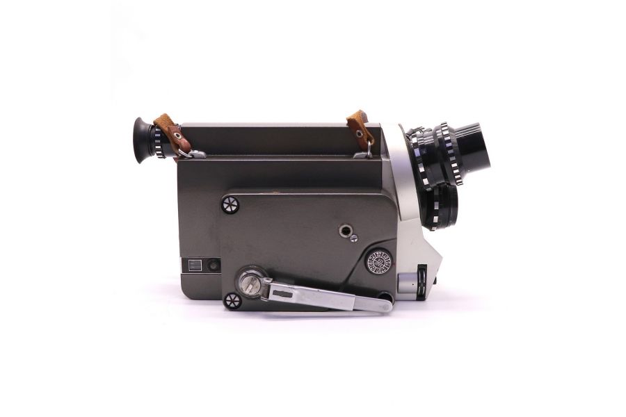 Кинокамера Киев 16У универсальный аппарат (СССР)