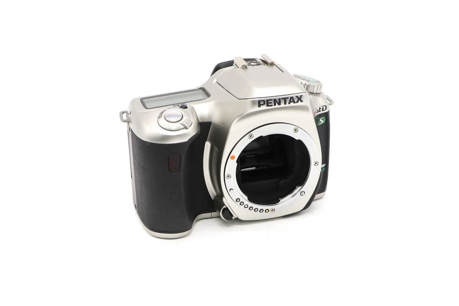 Pentax ist DS body в упаковке
