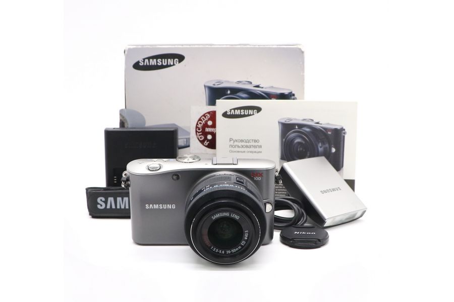 Samsung NX100 kit в упаковке