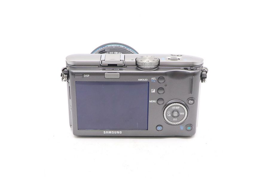 Samsung NX100 kit в упаковке