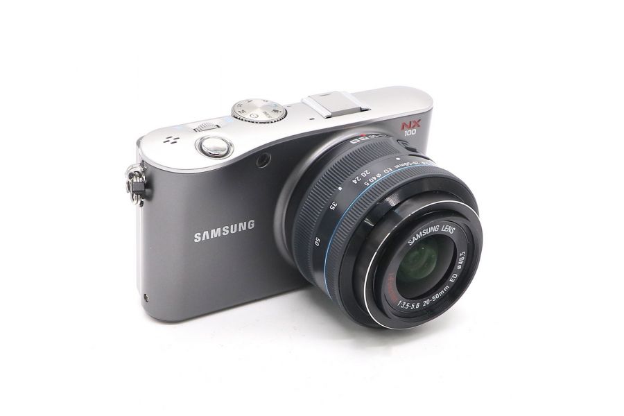 Samsung NX100 kit в упаковке