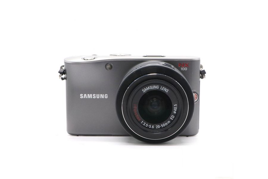 Samsung NX100 kit в упаковке