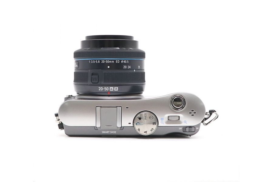 Samsung NX100 kit в упаковке