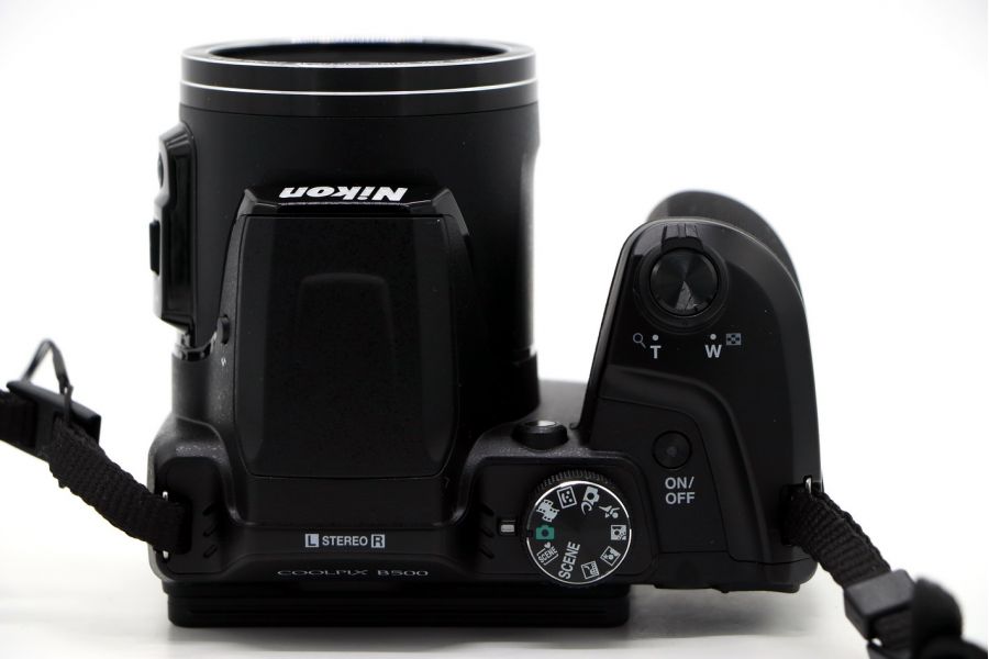 Nikon Coolpix B500