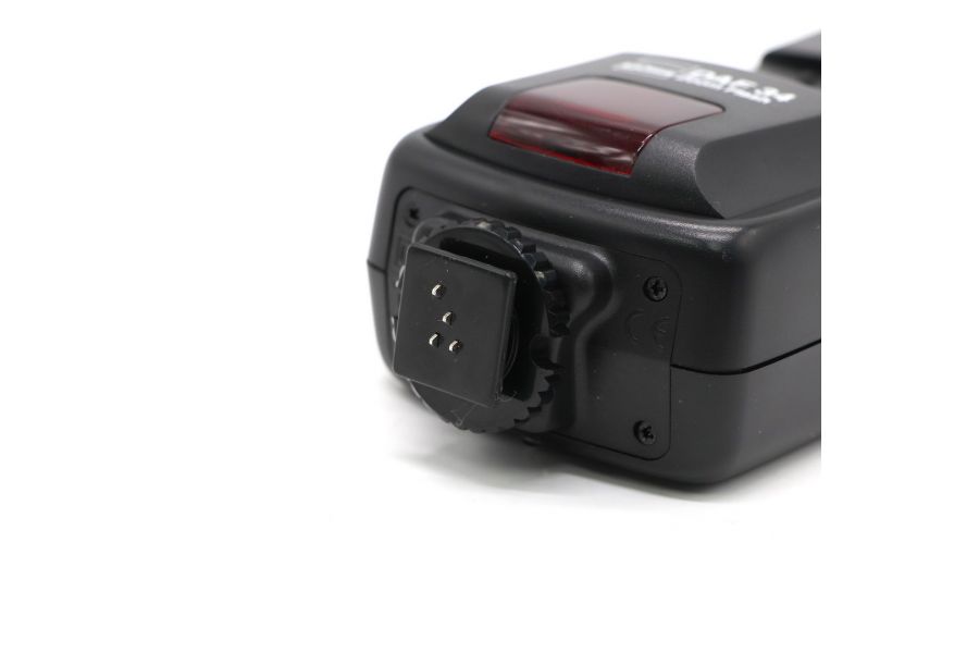 Фотовспышка Dörr Daf 34 for Pentax в упаковке