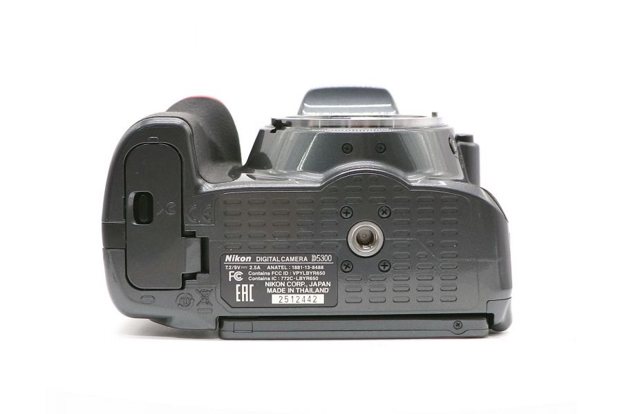 Nikon D5300 body серый (пробег 1125 кадров)