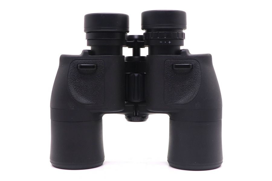 Бинокль Nikon Aculon A211 10x42