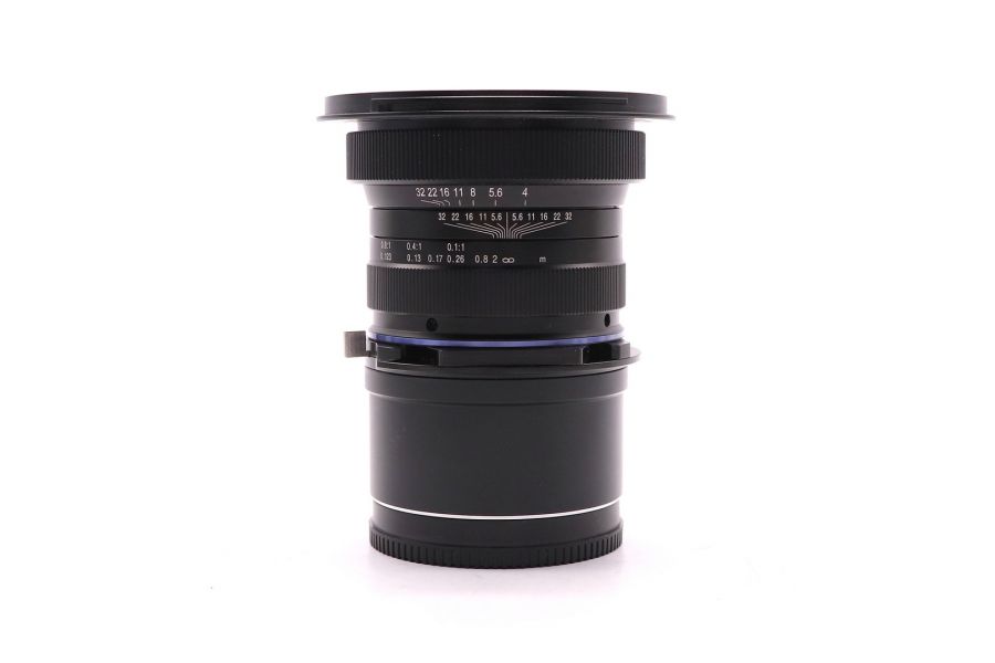 Laowa 15mm f/4 Wide Macro for Sony E в упаковке